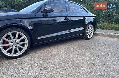 Седан Audi A3 2015 в Харькове
