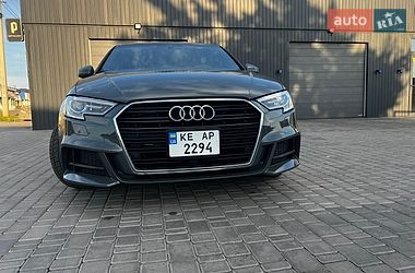 Седан Audi A3 2016 в Кривом Роге