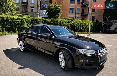 Седан Audi A3 2015 в Киеве