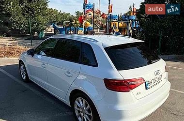 Хетчбек Audi A3 2016 в Одесі