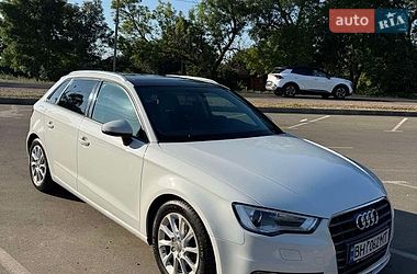 Хетчбек Audi A3 2016 в Одесі