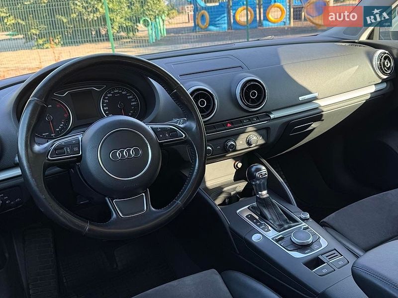 Хетчбек Audi A3 2016 в Одесі
