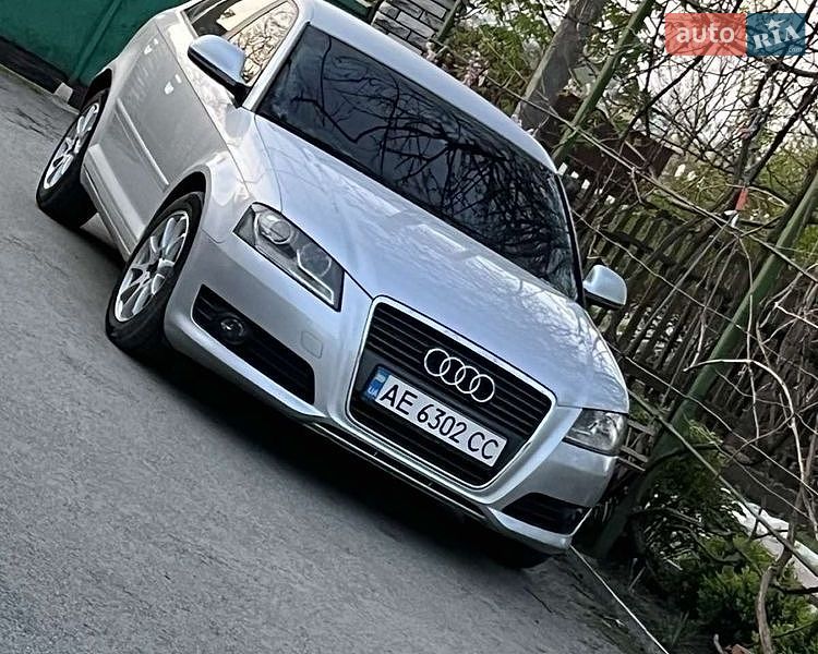 Хэтчбек Audi A3 2009 в Синельниково