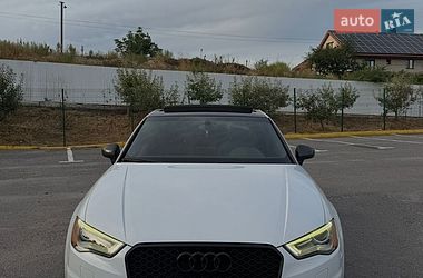 Седан Audi A3 2014 в Ужгороде