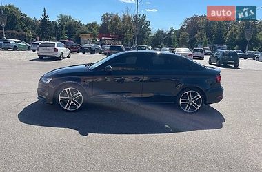 Седан Audi A3 2018 в Харкові