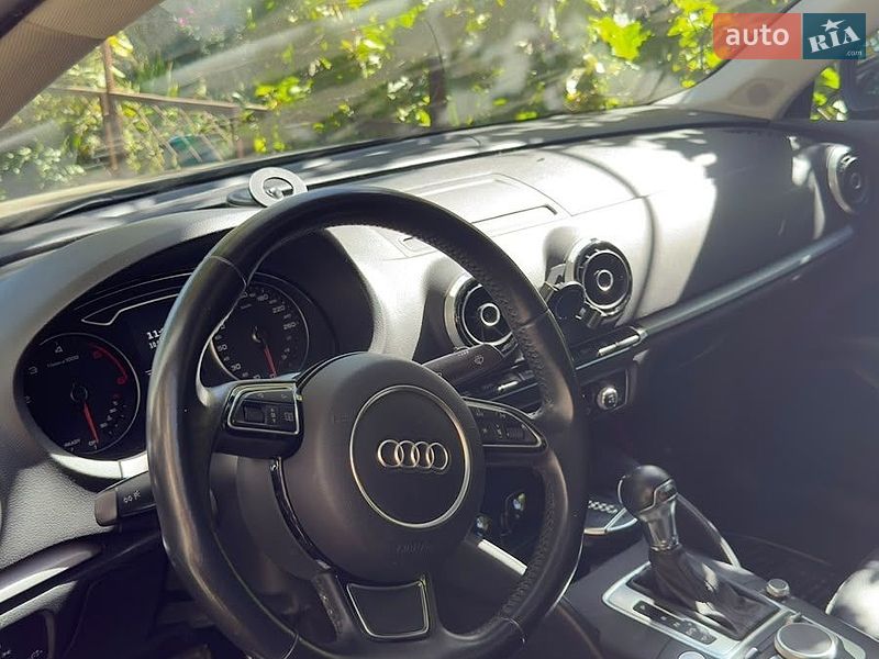 Седан Audi A3 2015 в Одессе
