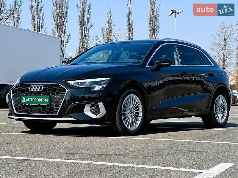 Хетчбек Audi A3 2021 в Києві