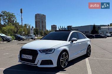 Седан Audi A3 2019 в Одессе