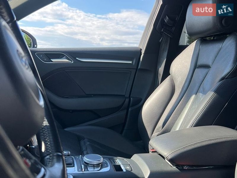 Седан Audi A3 2014 в Харкові