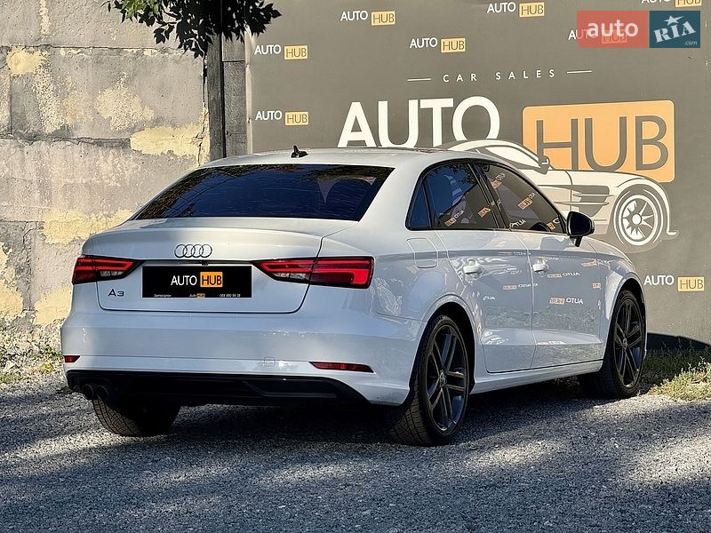 Седан Audi A3 2016 в Харькове