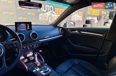 Седан Audi A3 2016 в Харькове