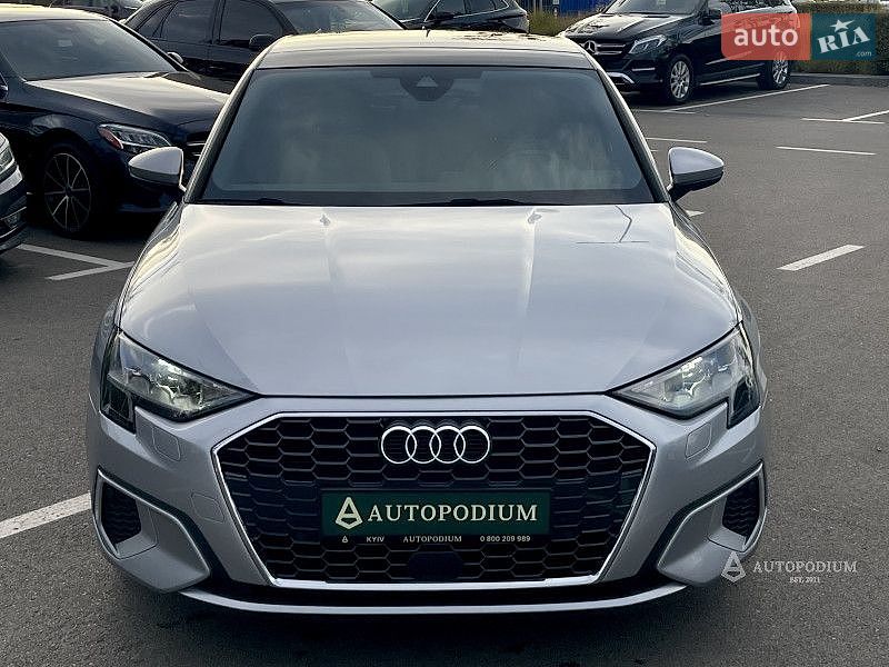 Седан Audi A3 2022 в Києві