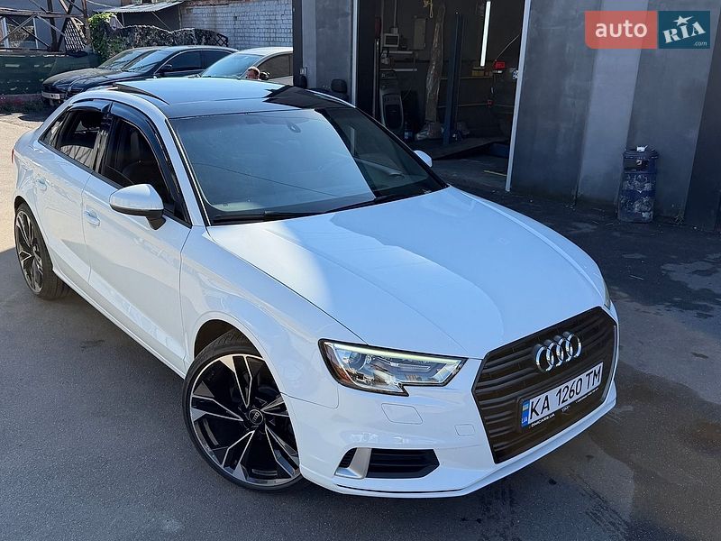 Седан Audi A3 2018 в Києві