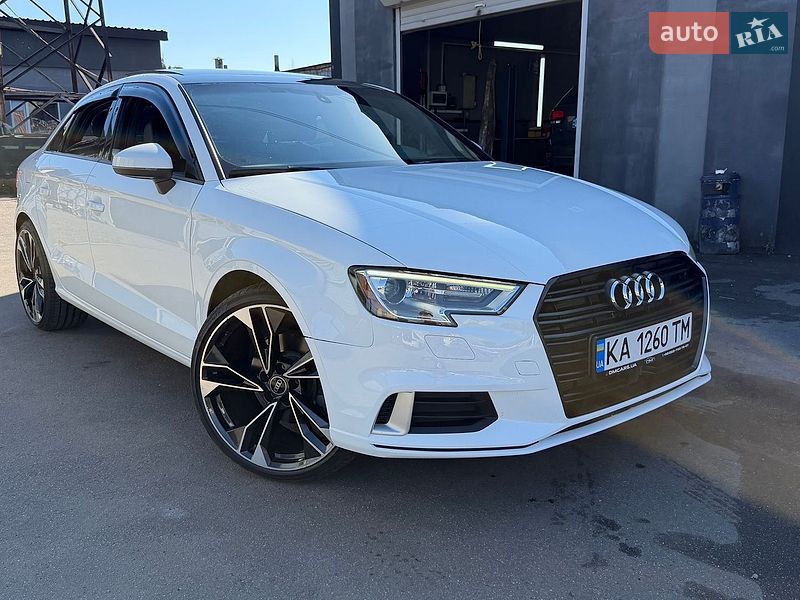Седан Audi A3 2018 в Києві