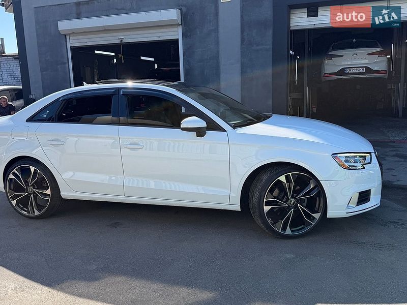 Седан Audi A3 2018 в Києві