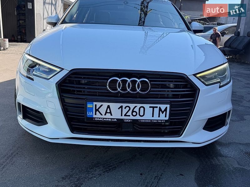 Седан Audi A3 2018 в Києві