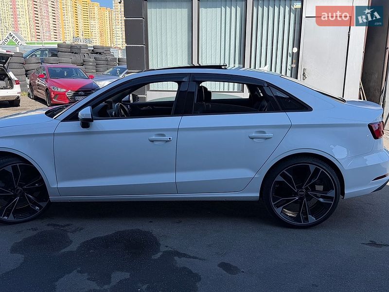 Седан Audi A3 2018 в Києві