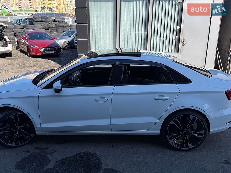 Седан Audi A3 2018 в Києві