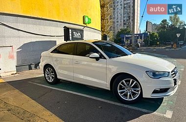 Седан Audi A3 2014 в Києві