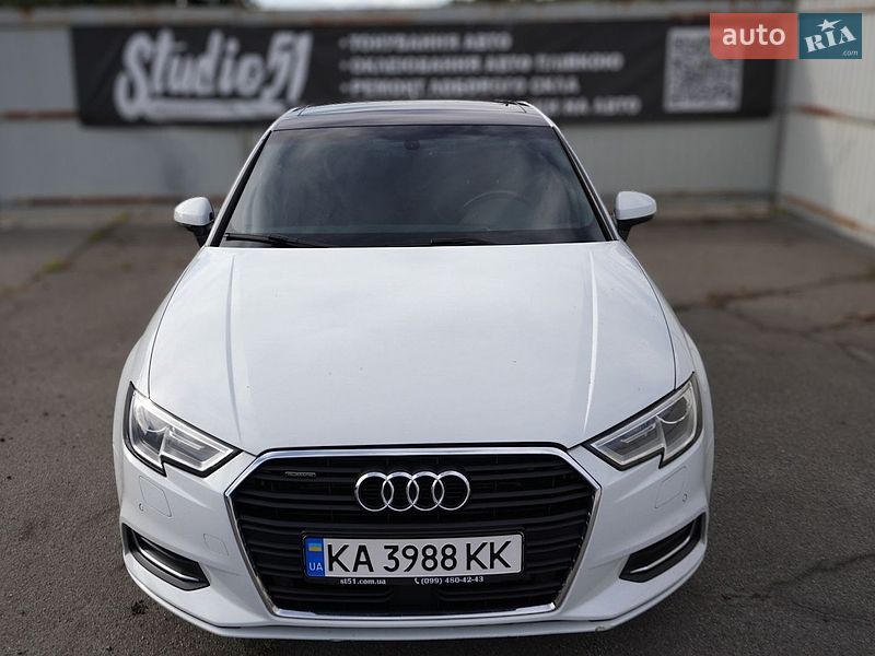 Седан Audi A3 2016 в Києві