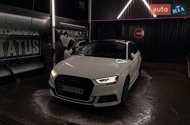 Седан Audi A3 2017 в Киеве