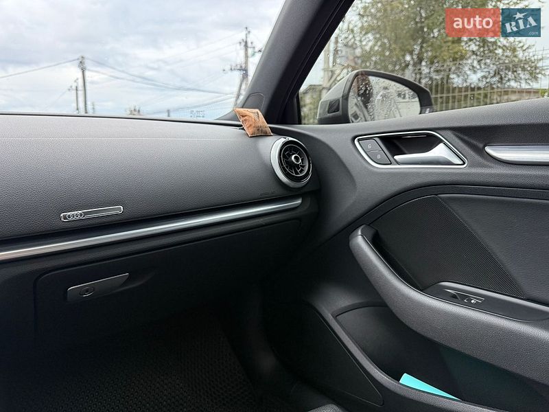 Седан Audi A3 2019 в Одесі
