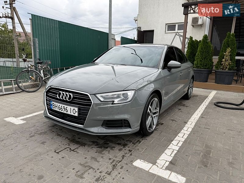 Седан Audi A3 2019 в Одесі