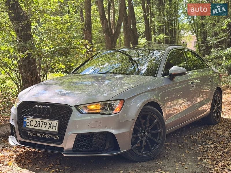 Седан Audi A3 2016 в Новояворівську