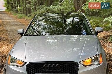 Седан Audi A3 2016 в Новояворівську