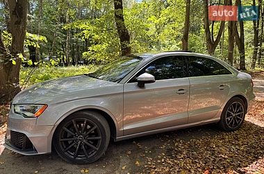 Седан Audi A3 2016 в Новояворівську