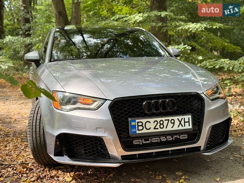 Седан Audi A3 2016 в Новояворівську
