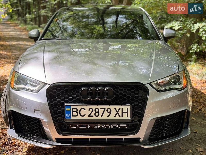 Седан Audi A3 2016 в Новояворівську