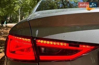 Седан Audi A3 2016 в Новояворівську
