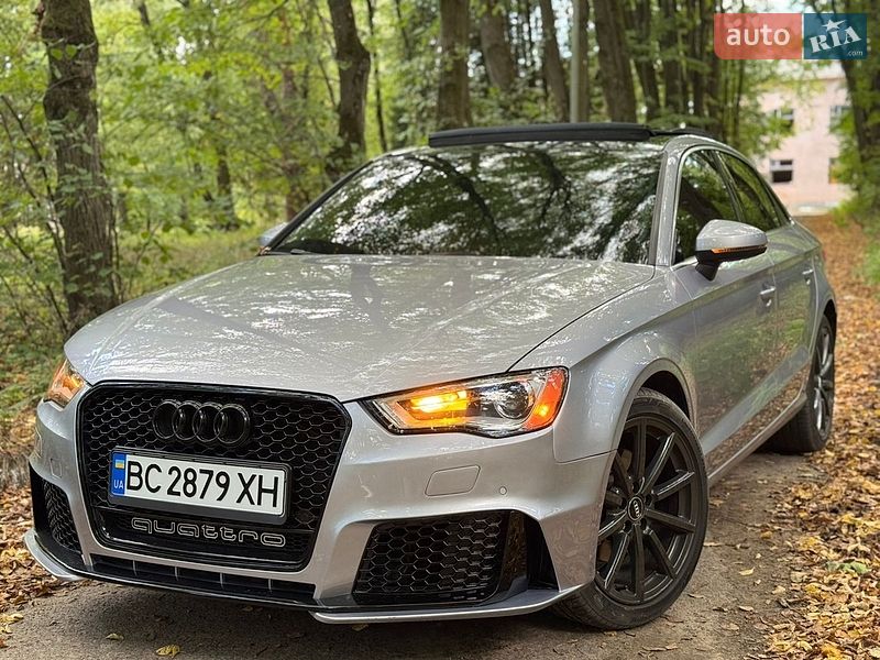 Седан Audi A3 2016 в Новояворівську