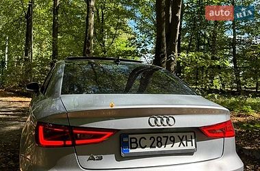 Седан Audi A3 2016 в Новояворівську