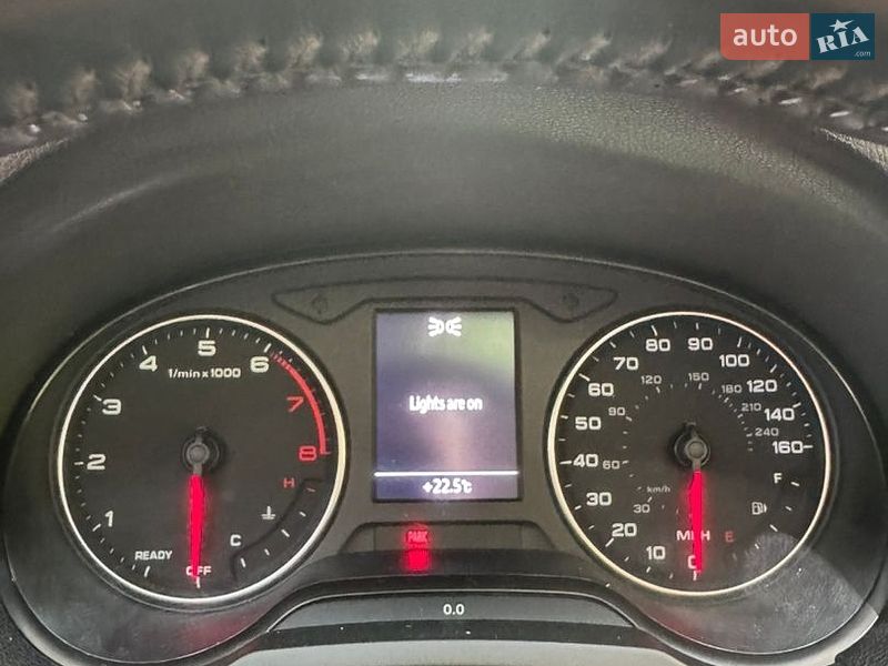 Седан Audi A3 2016 в Новояворівську