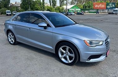 Седан Audi A3 2015 в Киеве