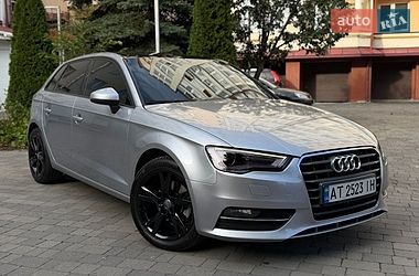 Хэтчбек Audi A3 2015 в Надворной