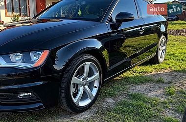 Седан Audi A3 2016 в Рівному