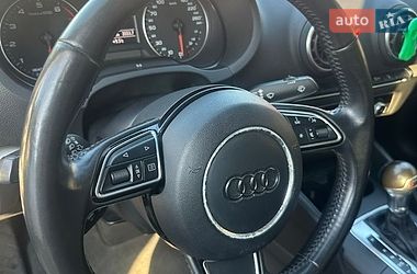 Седан Audi A3 2016 в Рівному