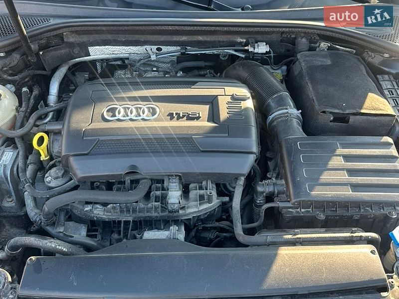 Седан Audi A3 2016 в Рівному