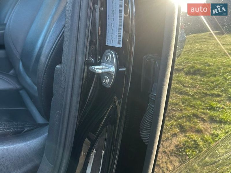 Седан Audi A3 2016 в Рівному
