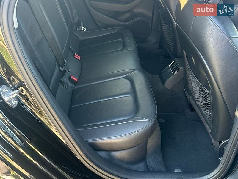 Седан Audi A3 2016 в Рівному