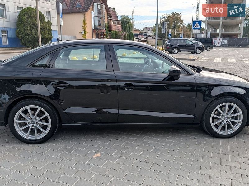 Седан Audi A3 2015 в Івано-Франківську