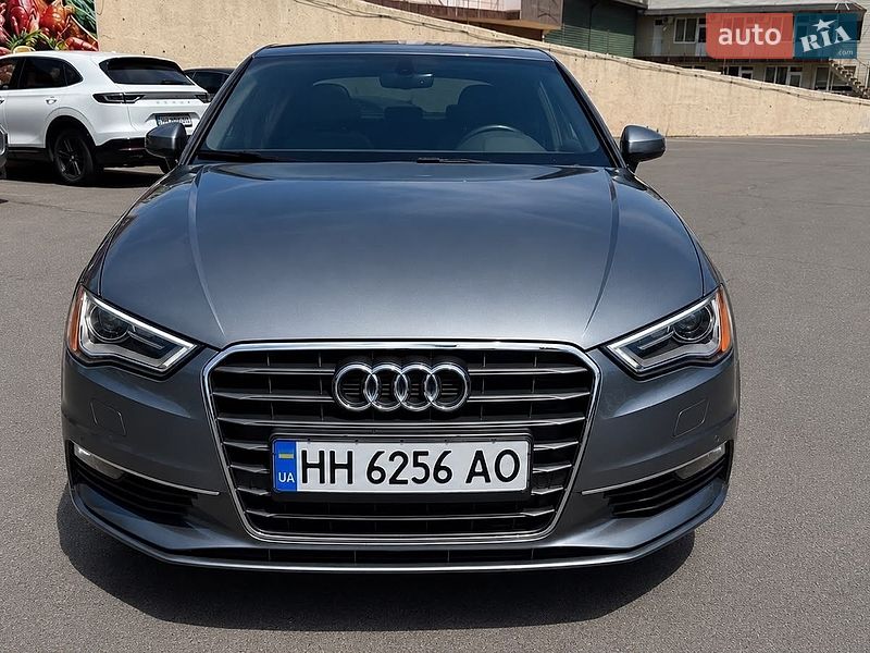 Седан Audi A3 2015 в Одессе