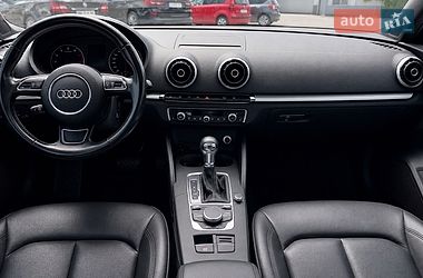 Седан Audi A3 2015 в Одессе
