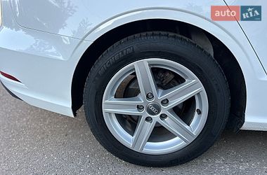 Седан Audi A3 2017 в Хусте