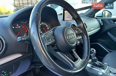 Седан Audi A3 2017 в Хусте