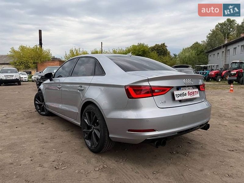Седан Audi A3 2015 в Шостке
