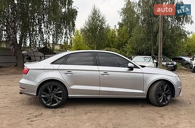 Седан Audi A3 2015 в Шостке